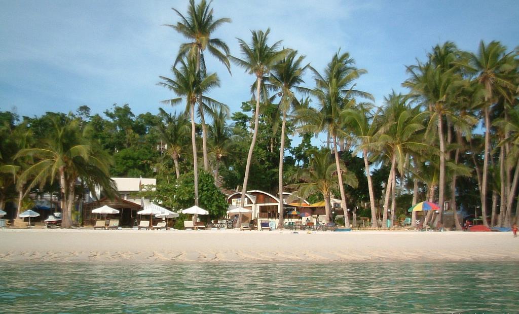 Island Jewel Inn Manoc-Manoc Exteriör bild